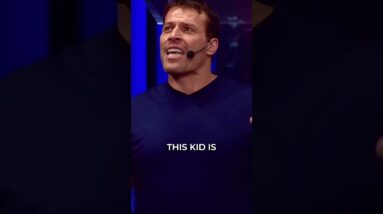 Tony Robbins gives the secret to living #tonyrobbins #motivation #motivationalspeech #giving