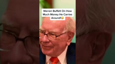 Warren Buffett on how much money is in his wallet! #warrenbuffett #rich #mindset #millionaire